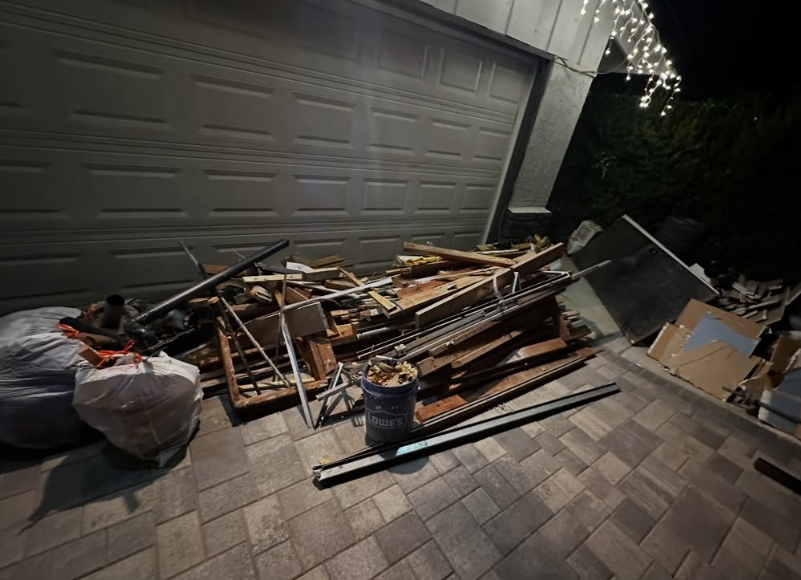 Fort Salonga Junk Removal driveway junk smithtown 2